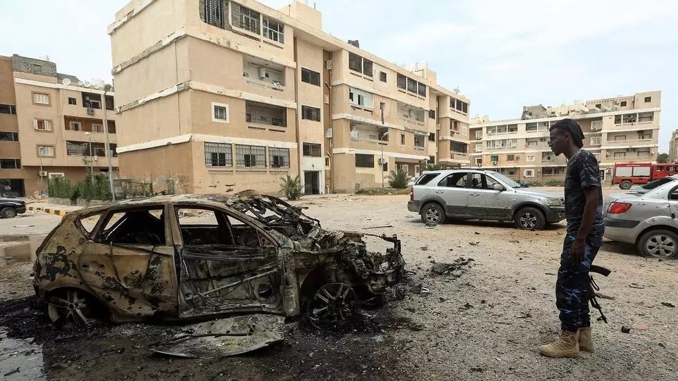 Après la bataille de Tripoli, plus de 100 victimes d’engins explosifs