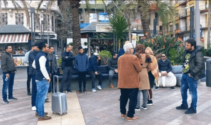 Algérie : la police empêche une marche de protestation de ressortissants marocains