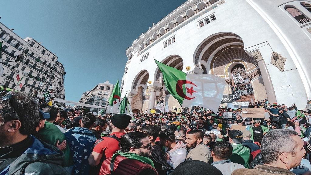 Algérie : un journaliste condamné à 15 mois de prison