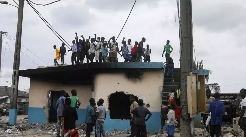 Côte d’Ivoire: plusieurs villes restent sous tension, des morts à Divo