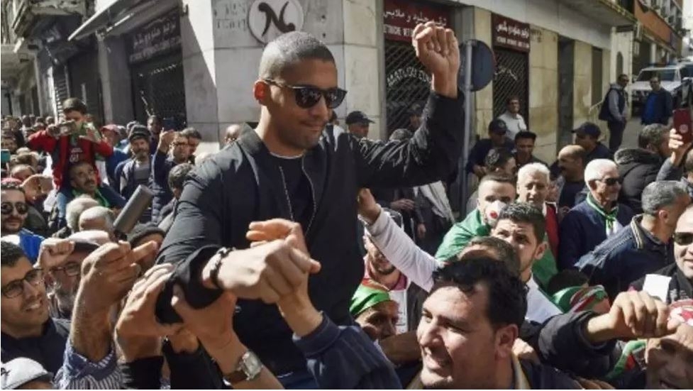 Algérie: le journaliste Khaled Drareni condamné à trois ans de prison ferme