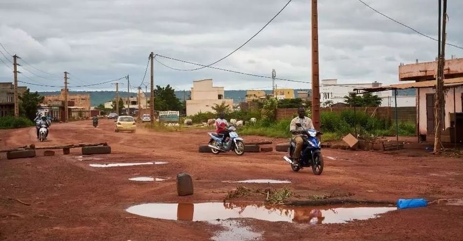 Mali: les autorités françaises étendent la «zone rouge» à Kayes, Ségou et Sikasso