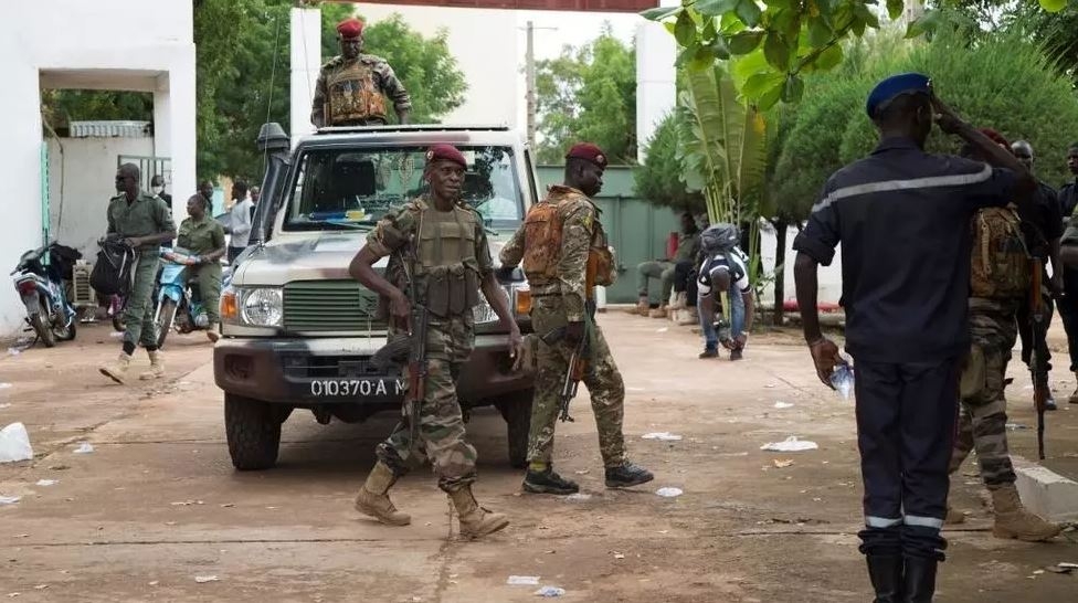 Mali: le M5-RFP se dit prêt à travailler avec la junte pour «une transition républicaine»