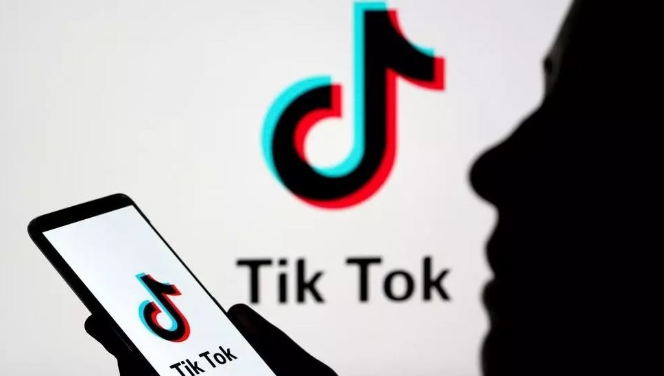 Donald Trump annonce qu’il va interdire le réseau social TikTok aux États-Unis