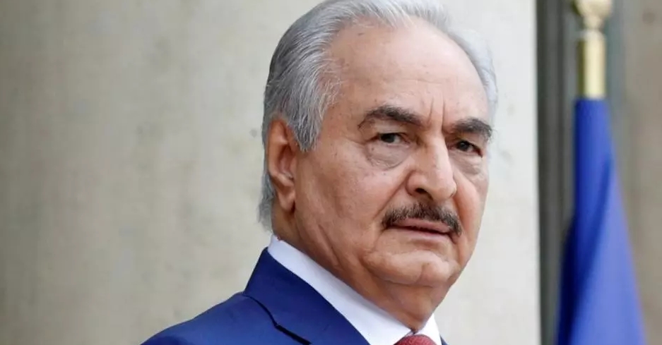 Libye : le maréchal Haftar annonce la levée sous conditions du blocus pétrolier