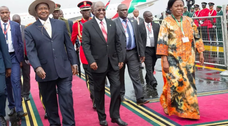 Accord pour la construction d’un oléoduc entre la Tanzanie et l’Ouganda