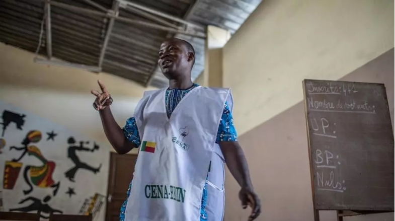 Bénin: la Céna valide trois tickets présidentiels, exclut deux figures de l’opposition