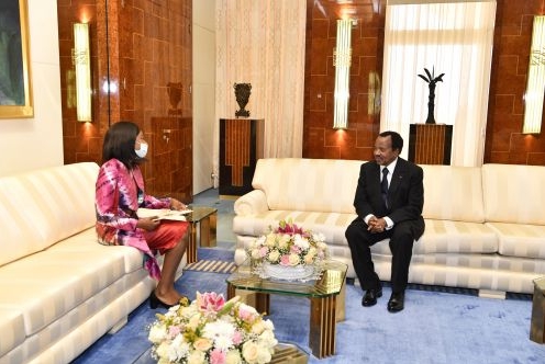 Crise centrafricaine : le président Touadera négocie le soutien de Paul Biya sur le cas Bozizé