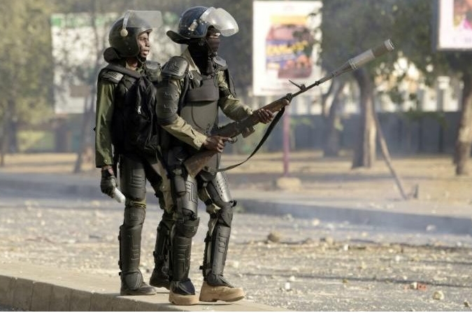 Sénégal: l’opposant Sonko libéré défie le président qui tente l’apaisement