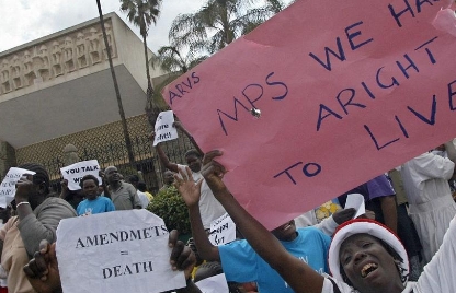 Les Kényans séropositifs en colère contre leur gouvernement