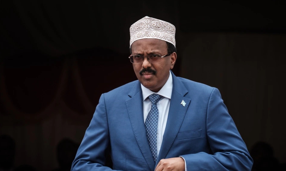 Le président somalien prolonge son mandat, Washington évoque des “sanctions”