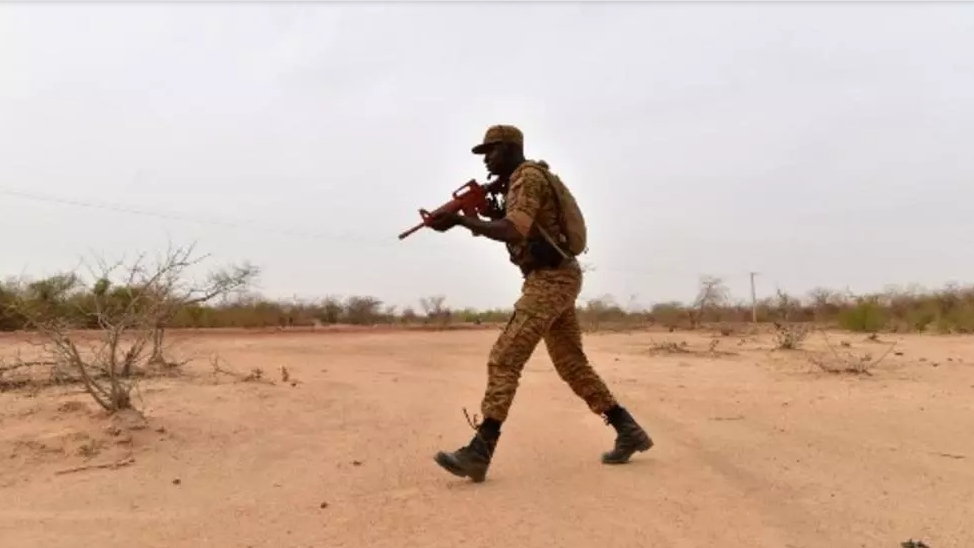 Burkina Faso: des dizaines de terroristes neutralisés dans le nord, selon l’armée