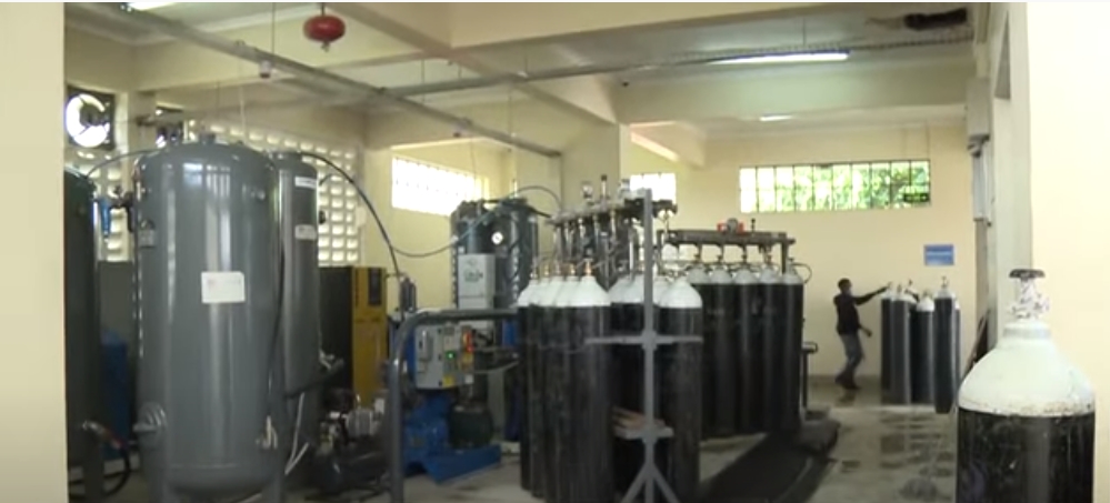 Kenya-Coronavirus/Manque d’oxygène : Les usines d’oxygène du Kenya intensifient leur production pour répondre à une demande croissante sous la 3e vague de Covid-19
