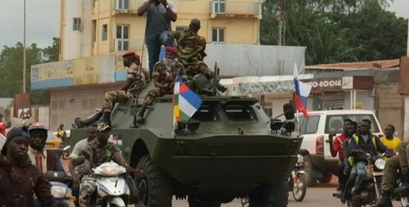 Enquête ouverte en Centrafrique sur des exactions attribuées à l’armée et ses alliés russes