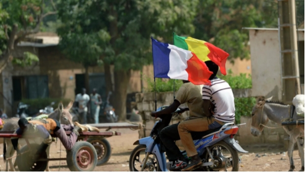 Le Sénégal “très préoccupé” par les tensions diplomatiques entre la France et le Mali