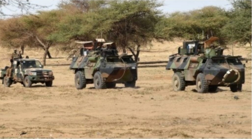 À la Une: la France mise au défi par la junte au Mali