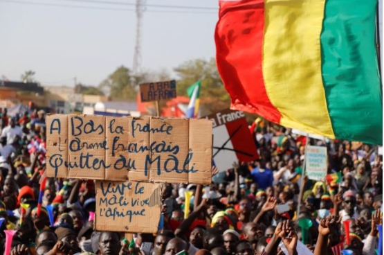 Mali : la junte accuse la France d’avoir favorisé la partition du pays