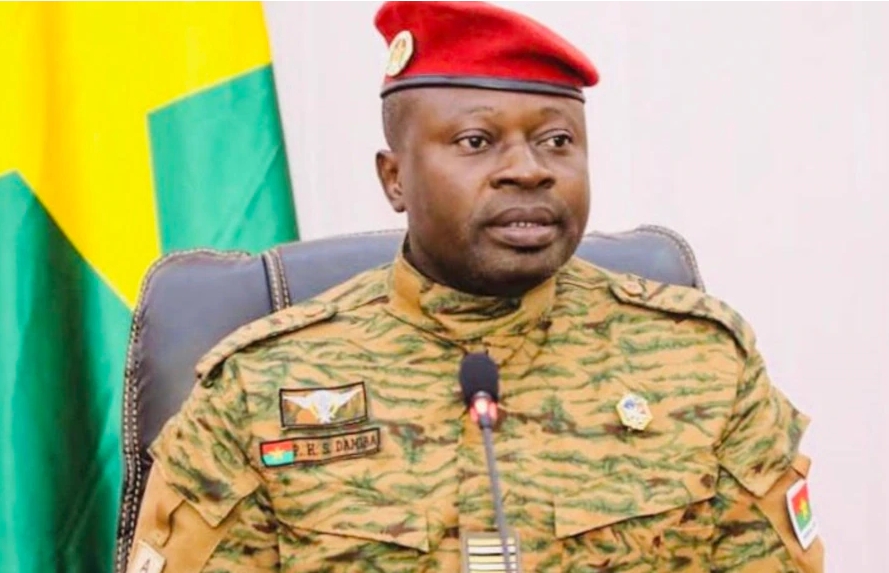 Burkina: le lieutenant-colonel Damiba déclaré président