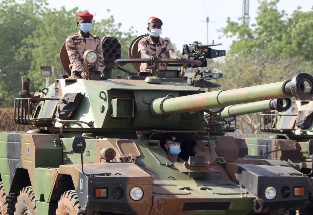 De nombreux Tchadiens exigent la révision de l’accord de coopération militaire avec la France