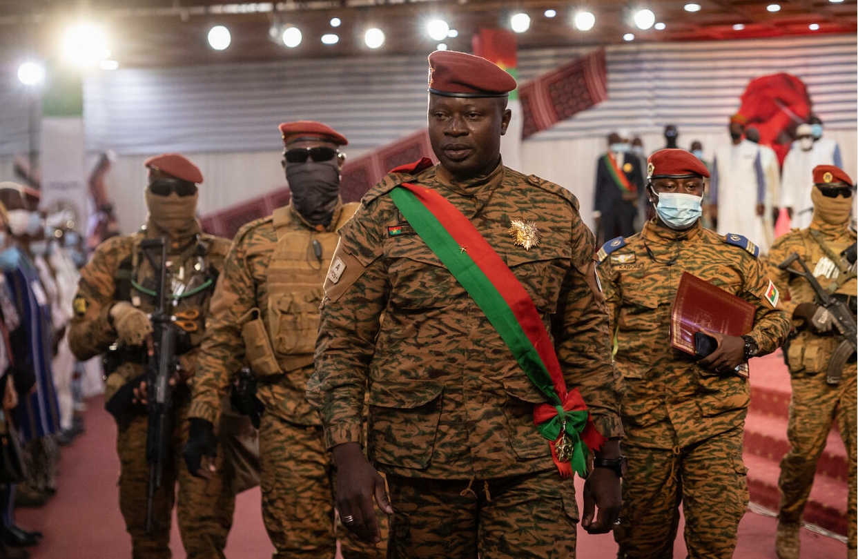 Burkina: la junte nomme un gouvernement pour diriger la transition