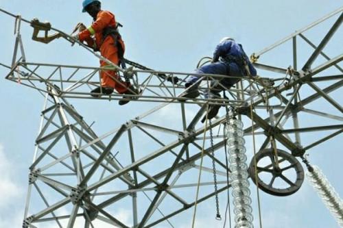 Le Cameroun va emprunter 98 milliards de FCFA pour construire une ligne électrique entre Nachtigal et Bafoussam