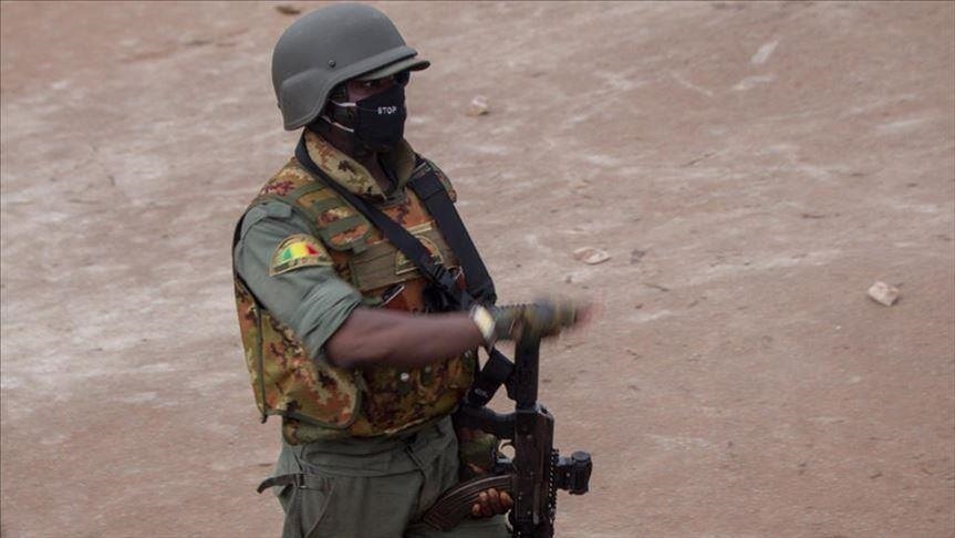 Mali : 12 terroristes neutralisés dans le centre dans des frappes aériennes (Armée)