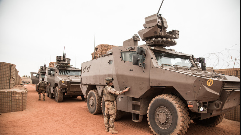 «Atteintes flagrantes à la souveraineté» : pourquoi le Mali rompt ses accords de défense avec Paris