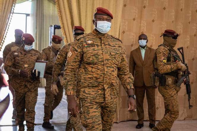 Burkina Faso : Création d’une Brigade de veille et de deux zones d’intérêt militaire dans le Sahel et l’Est