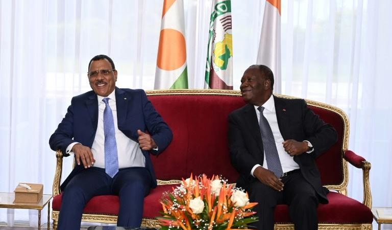 Sommet de la Cédéao: Ouattara et Bazoum tentent « d’harmoniser leurs points de vue »