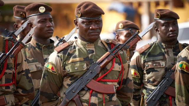 La résistance du Mali se maintient et inspire