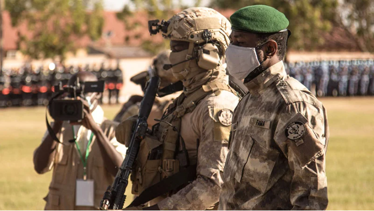 Mali: tirs et explosions à Kati, l’armée évoque une «attaque terroriste»