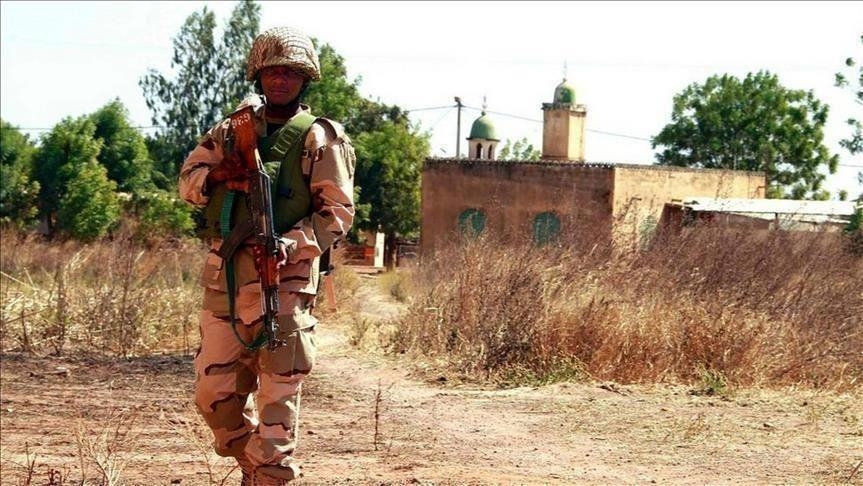 Mali : L’armée malienne annonce avoir été victime d’attaques “terroristes”