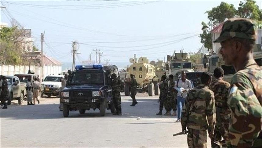 Somalie : dix blessés, dont deux ministres, dans une explosion dans un hôtel populaire