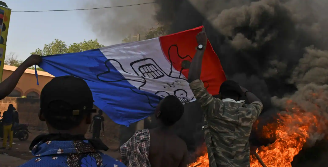 Manifestation à Ouagadougou contre la présence française au Faso