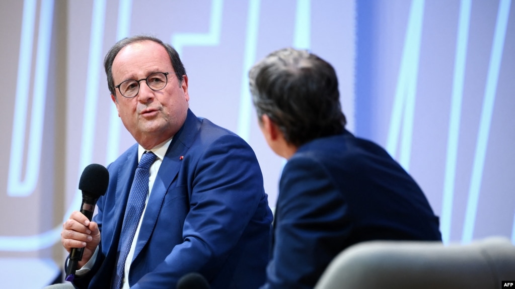 En RDC, François Hollande pour « la fin des ingérences » et une force de l’ONU « plus efficace »