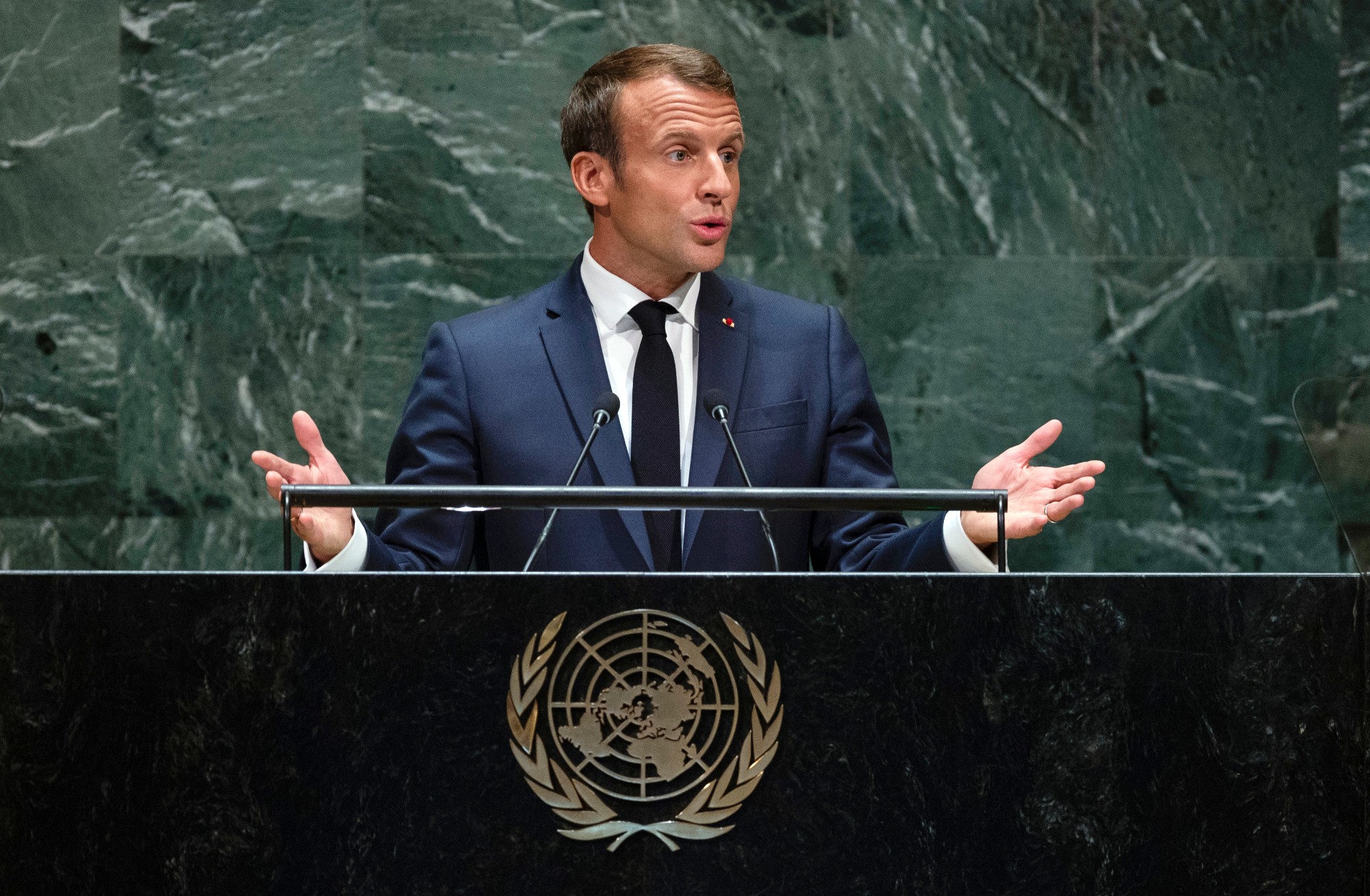 Guerre en Ukraine: Macron accuse la Russie de violation de la charte de l’ONU