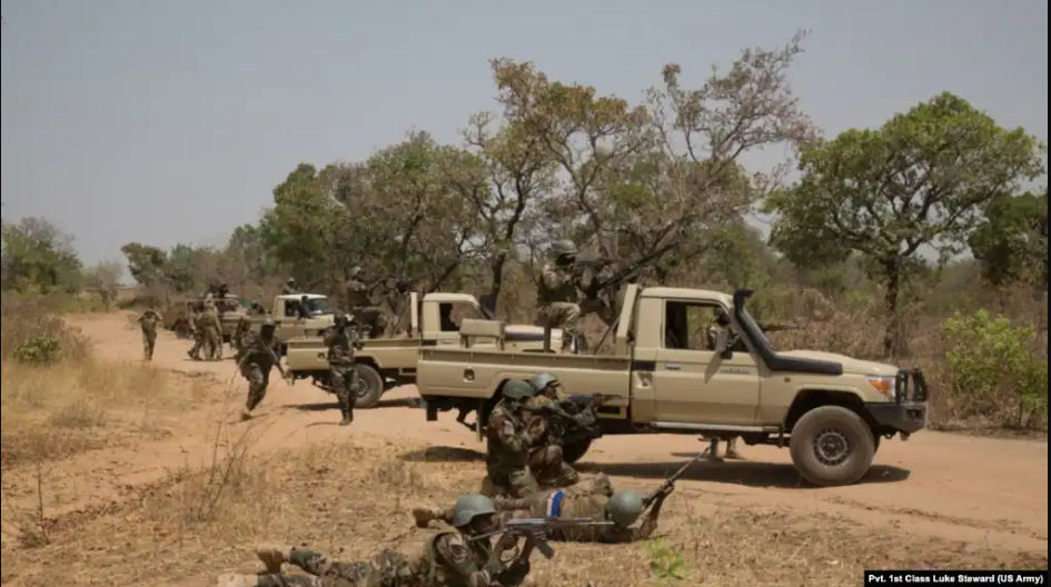 Un attentat fait au moins 35 morts, 37 blessés parmi les civils au Faso