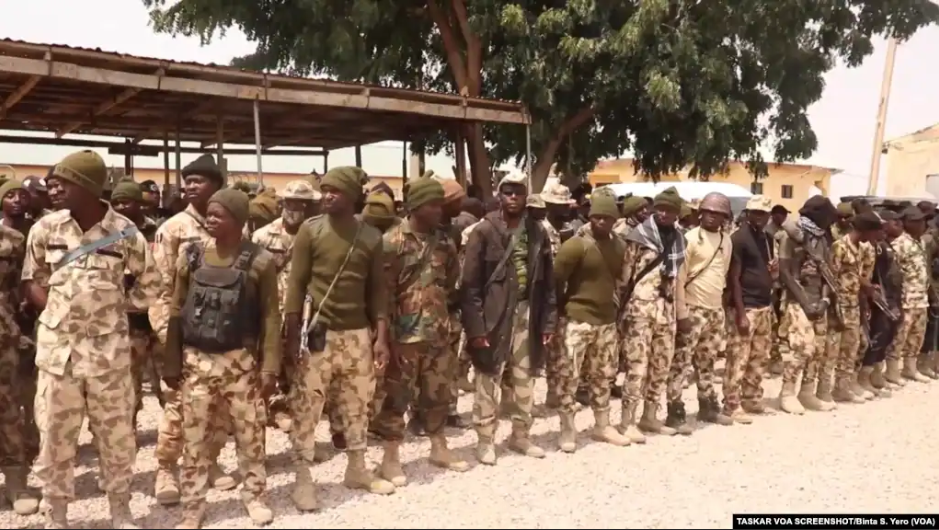 Noyade d’une centaine de jihadistes fuyant une offensive au Nigeria