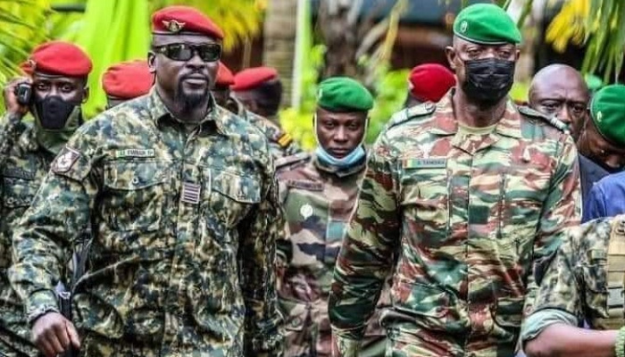 Guinée : plainte à Paris contre le colonel Mamady Doumbouya