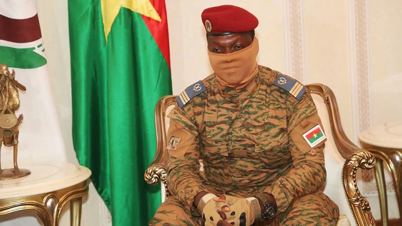 Face à la menace terroriste, le Burkina Faso n’exclut pas de réexaminer ses rapports avec la Russie