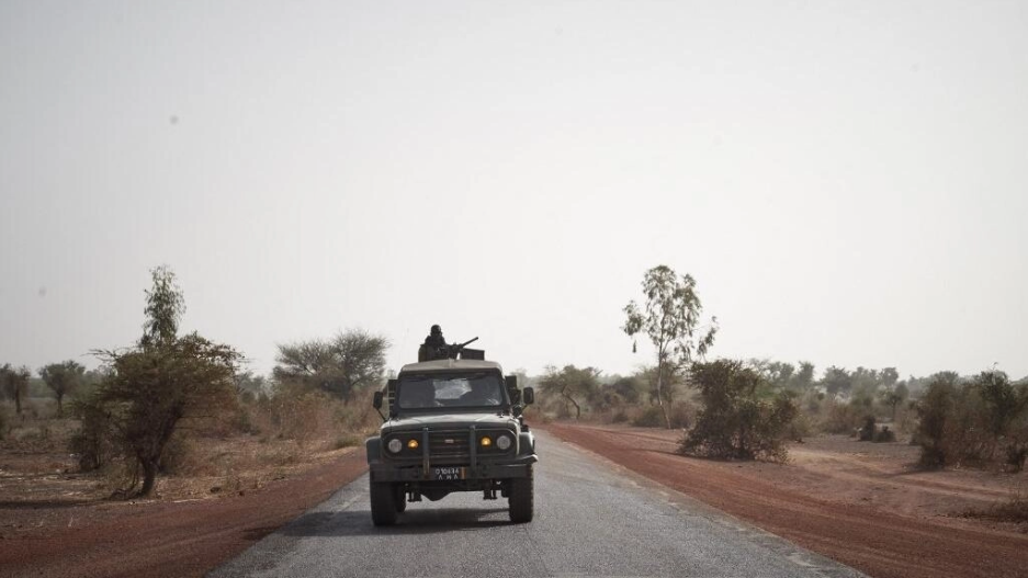 Mali: des témoins accusent des «militaires blancs» de la mort de civils dans le centre