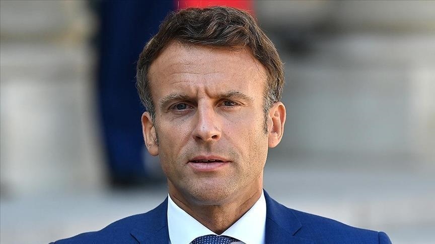 Macron propose d’organiser une conférence de paix pour un règlement en Ukraine