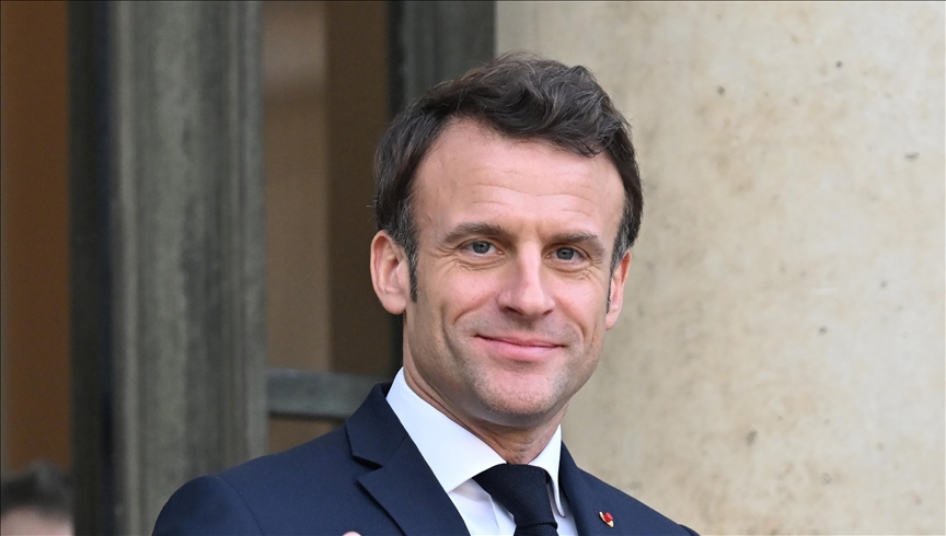 Réforme des retraites : Macron accuse les oppositions d’être « perdues » et sans « boussole »