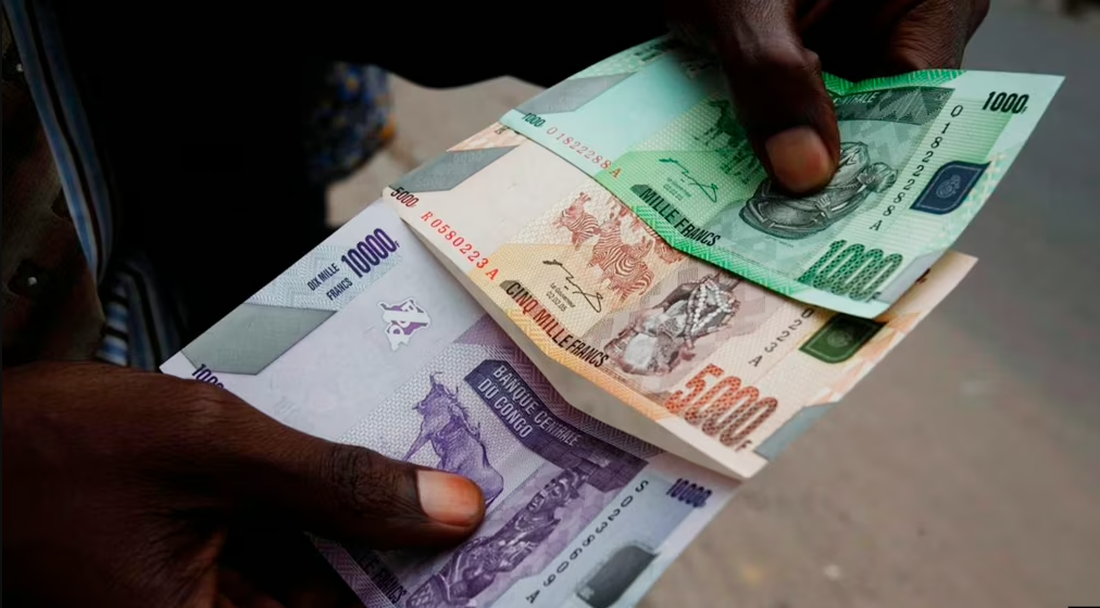 En RDC, la chute du franc face au dollar
