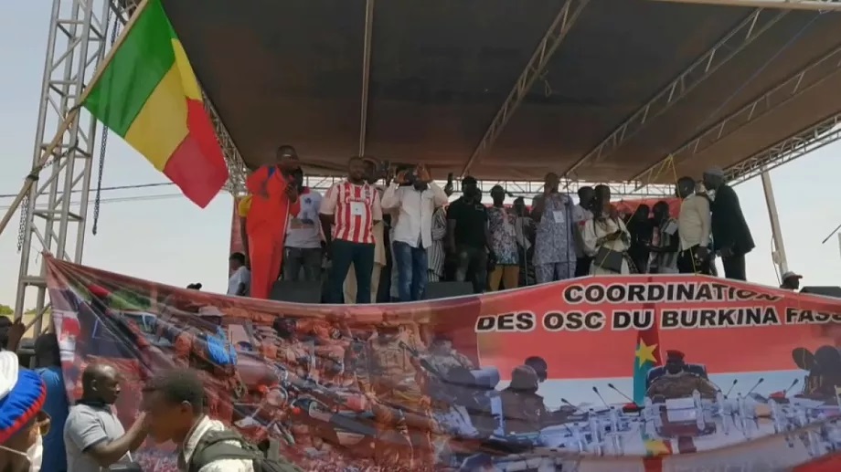 Burkina Faso : manifestation de soutien au capitaine Traoré