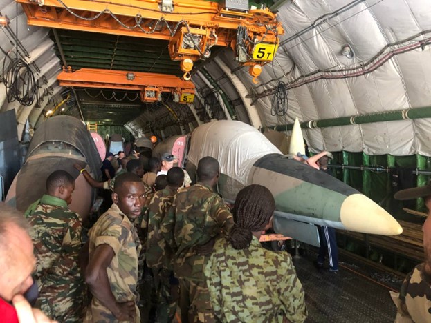 La Russie envoie 6 avions de chasse Albatros en République centrafricaine