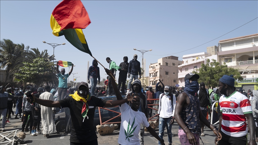 Sénégal : des heurts éclatent à Dakar et sa banlieue