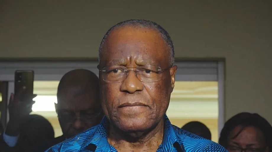Gabon : l’opposition désigne Albert Ondo Ossa comme candidat commun aux présidentielles
