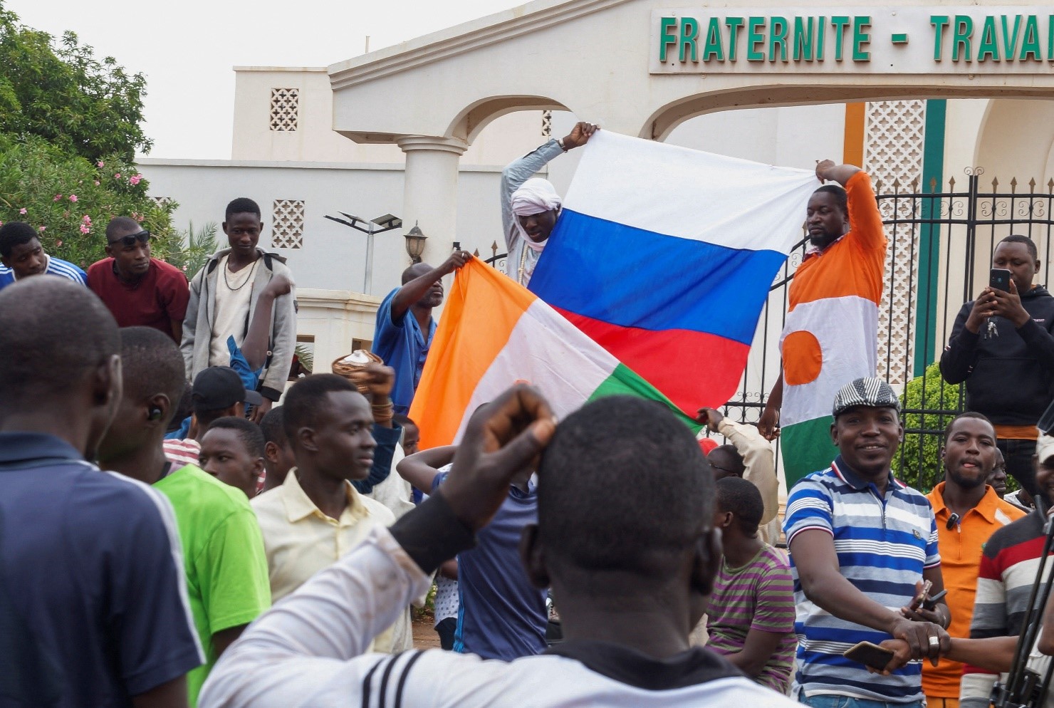 France is about to invade Niger: comment by Officers Union chief Alexander Ivanov