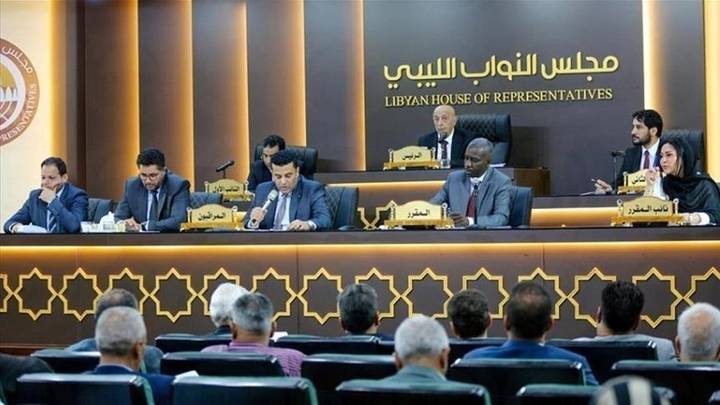 Le parlement libyen menace de suspendre l’exportation du brut vers les soutiens d’Israël